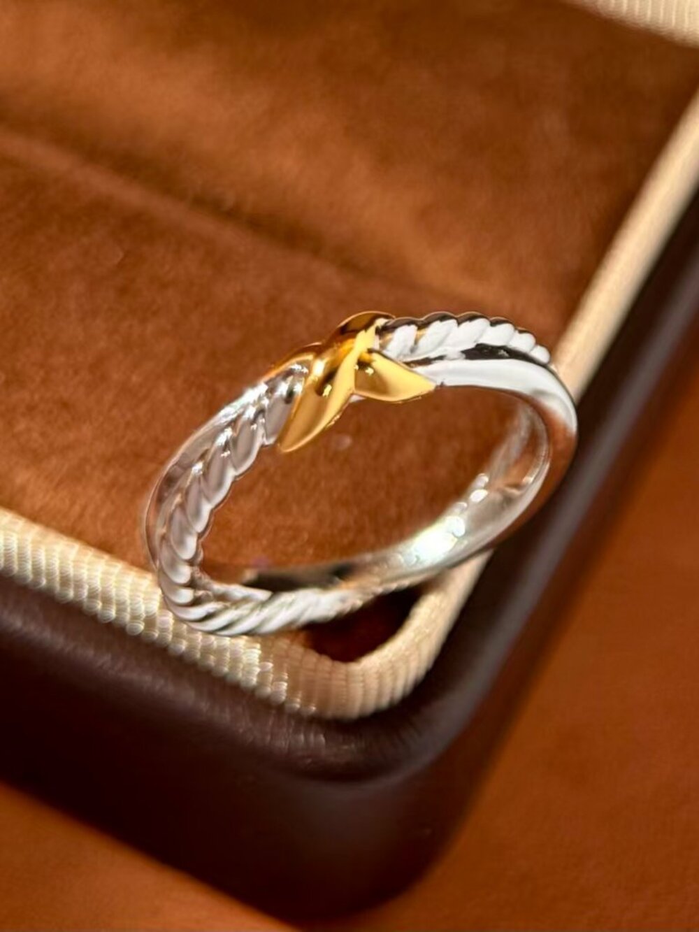 David Yurman Two‑Tone Twisted Cable X‑Design Band Ring Size 8